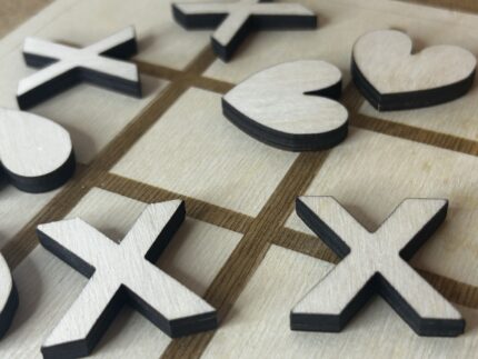 Žaidimas "Širdelės ir kryželiai"